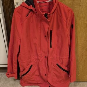 SIZE MEDIUM..GOOD CONDITION..Calvin Klein Women's Vibrant Red Nylon Raincoat